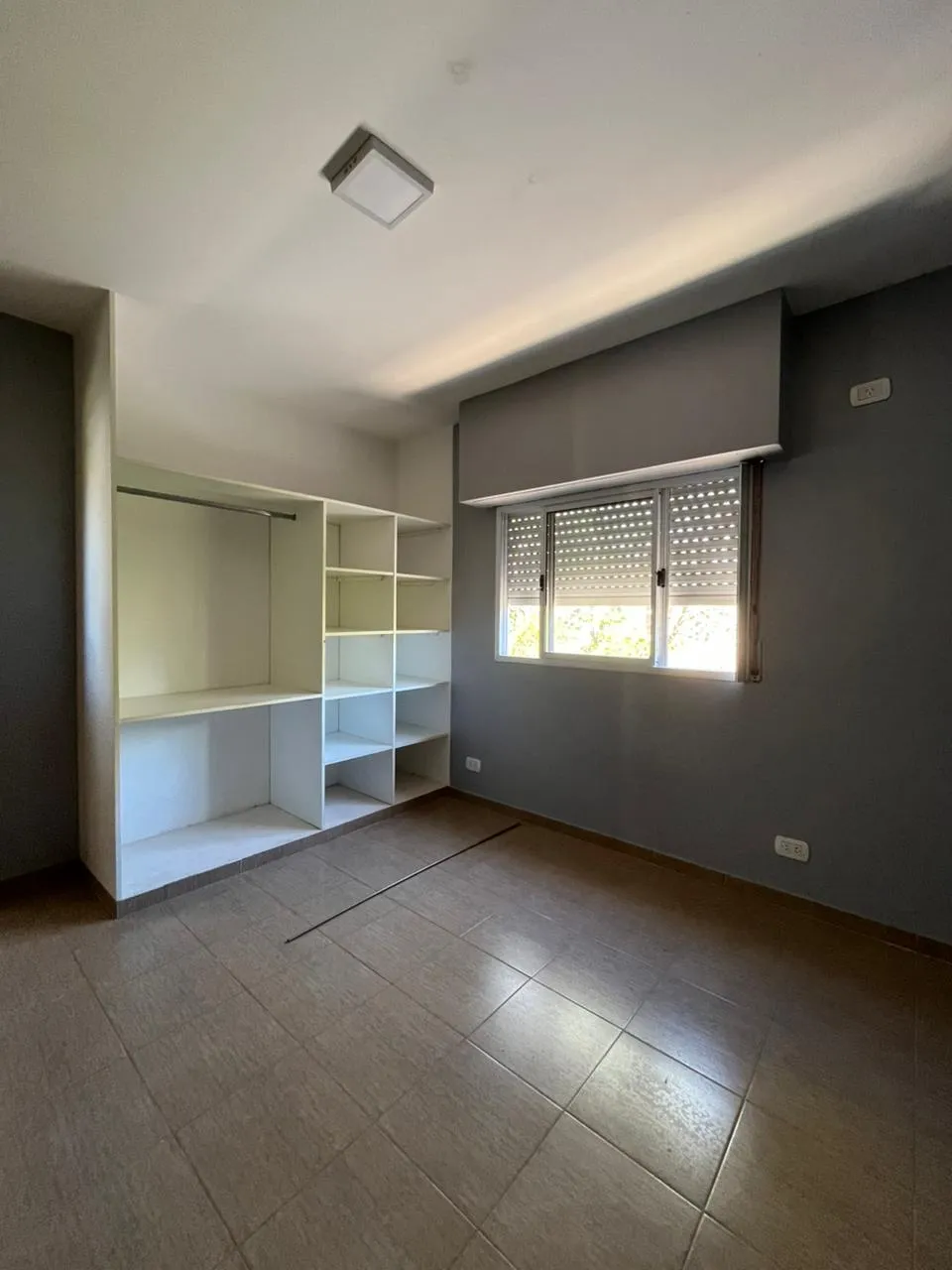 ferrari 671, colon - 5