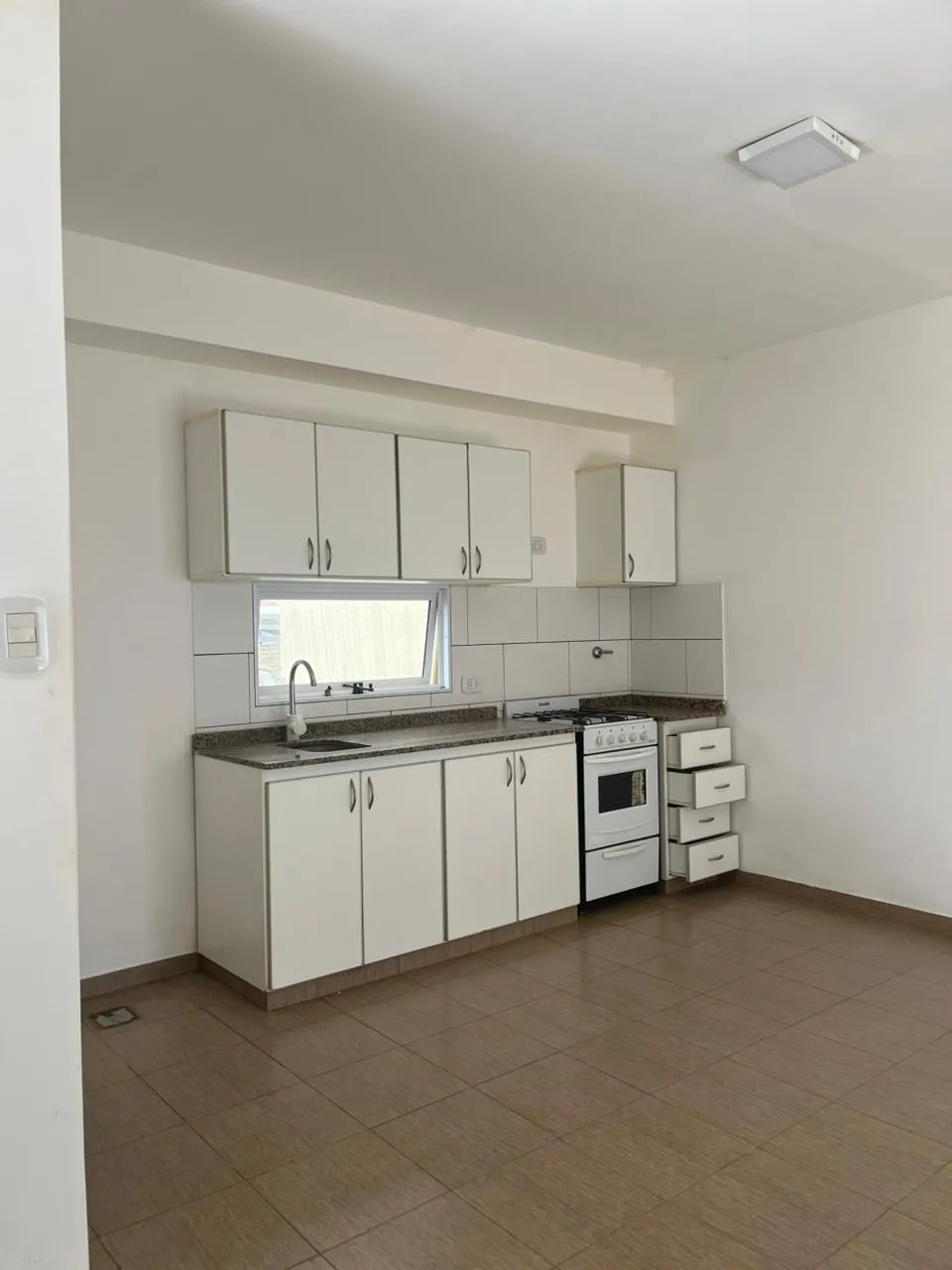 ferrari 671, colon - 3